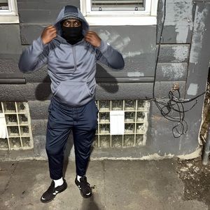 Meet your Posher, Aaron